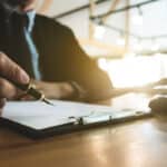 AGB: Laut BGB § 305 handelt es sich dabei um Vertragsbedingungen, die für eine Vielzahl von Verträgen verwendet werden.