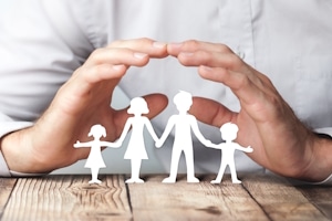 Regelbedarf: Ein Erwachsener erhält mehr Geld als ein Kind.