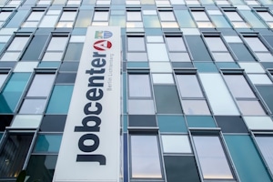 Beim Bürgergeld wird der Regelbedarf vom Jobcenter ausgezahlt.